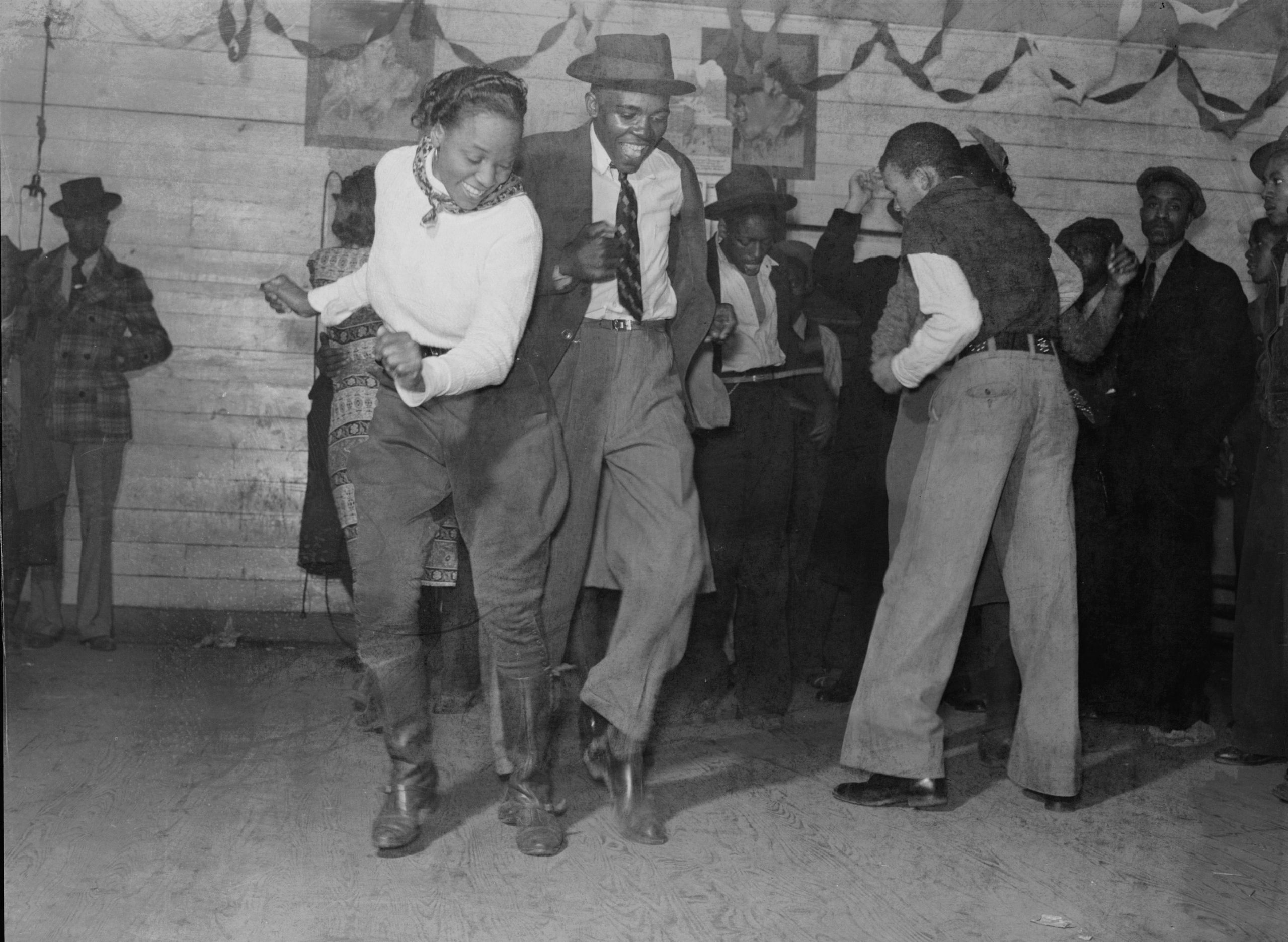 Un juke joint à Clarksdale, Mississippi, en 1939