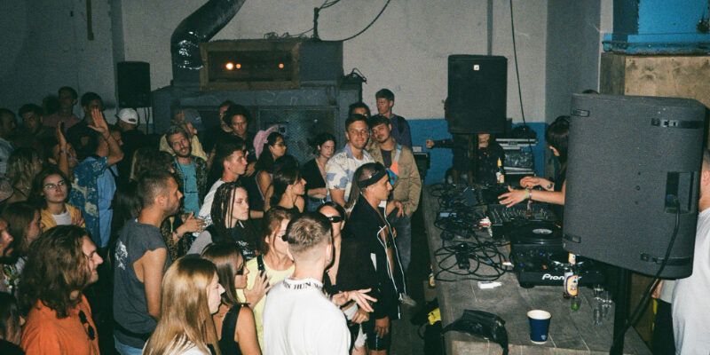 rave