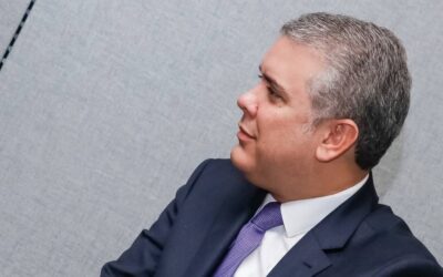 L’ex-président controversé de la Colombie est devenu DJ｜VIDÉO