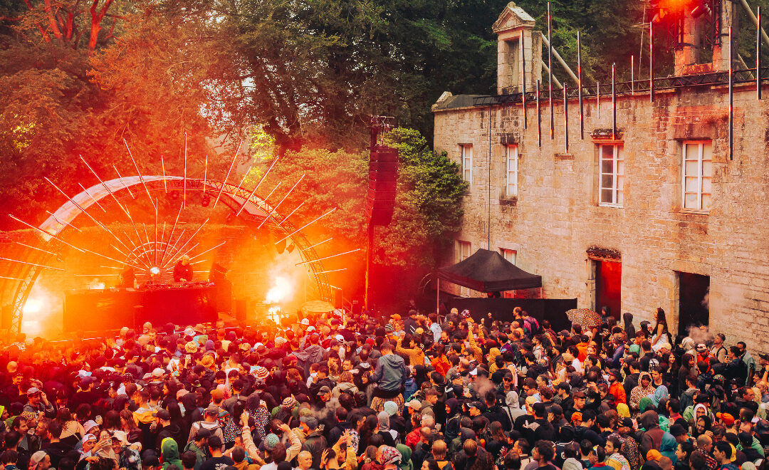 Astropolis 2025, techno et clim’ naturelle | LIVE REPORT