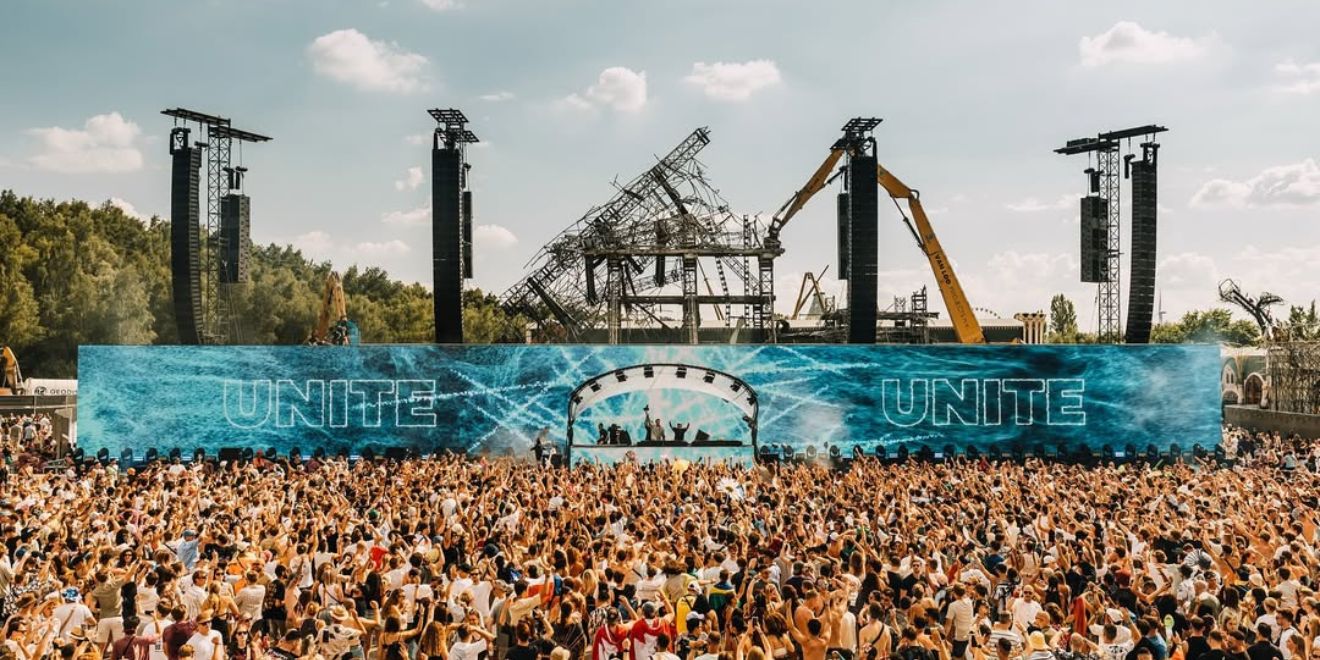 Comment Tomorrowland a réussi l’impossible, deux jours après l’incendie