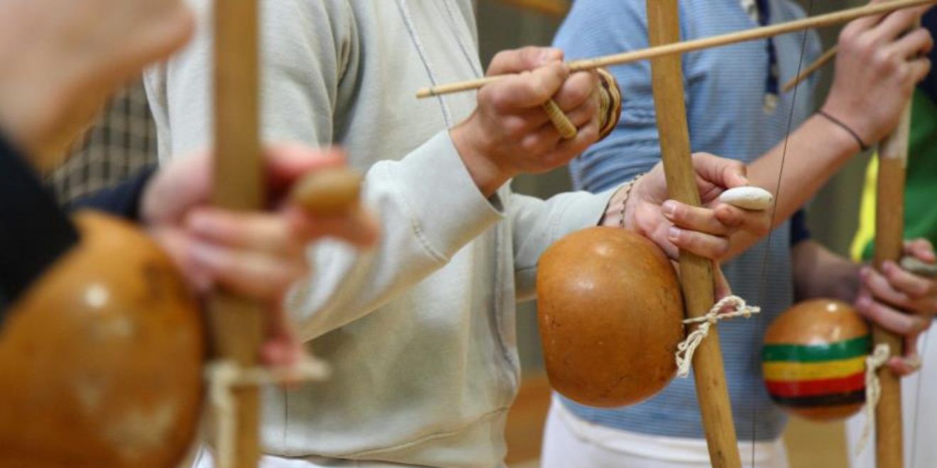 Le berimbau, de la bossa au baile