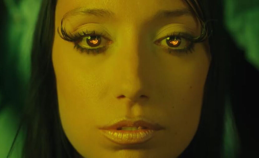 Kalika revient avec un clip engagé et un Olympia