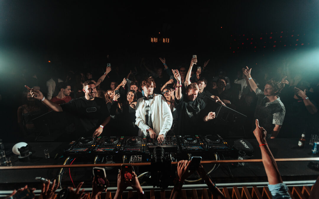 On était à la résidence de Mau P au mythique Pacha d’Ibiza
