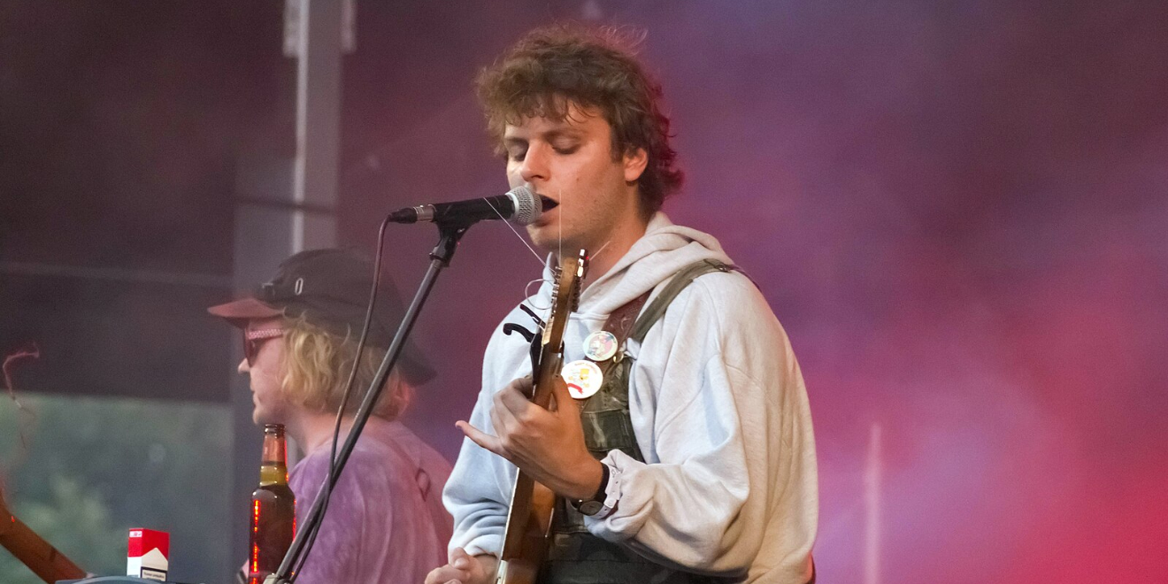 Mac DeMarco annonce une tournée estivale en 2026